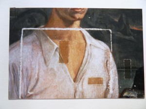 Detalle de las catas del proceso de limpieza en la zona inferior y las faltas de pigmento en el corte.