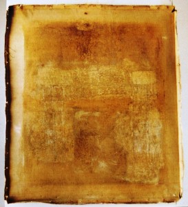 Reverso del lienzo. Eliminación de cola , papel y limpieza de toda la superficie.